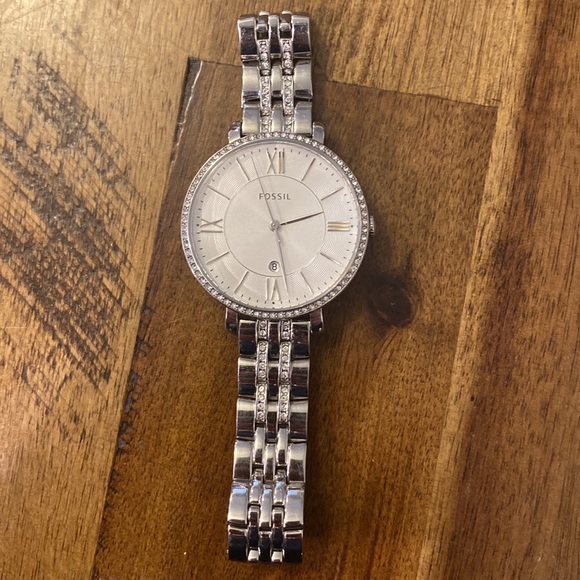 Women’s Fossil Watch - Picture 2 of 4